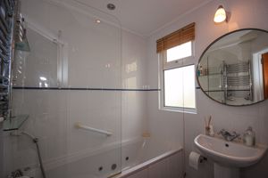 Photo 25- click for photo gallery